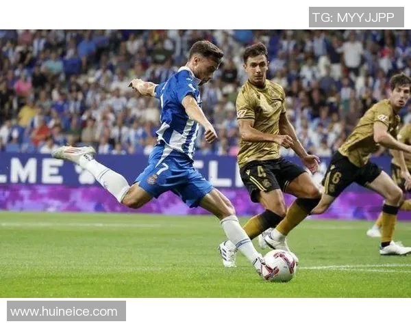 瑞典足球明星加盟皇家社会引发球迷热议与期待