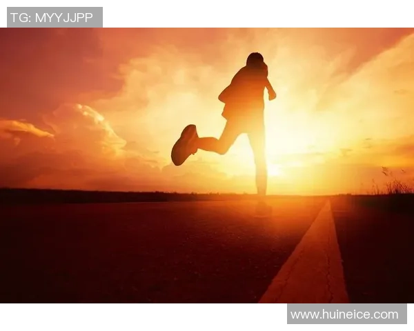 极限足球员的传奇之路：从草根到世界舞台的奋斗与荣耀